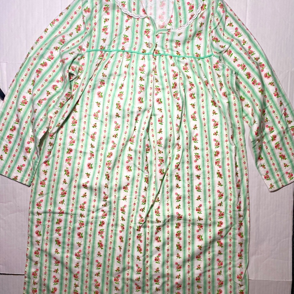 Eve’s Essence 100% Cotton floral Vintage Gramma‎ Chic Long PJs Grown Size M